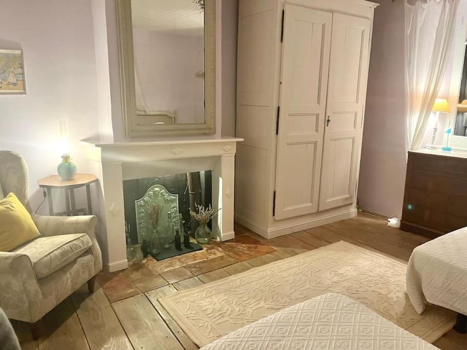 La Maison De Mama C: Charming French Village Home Sainte-Colombe-sur-lʼHers Extérieur photo