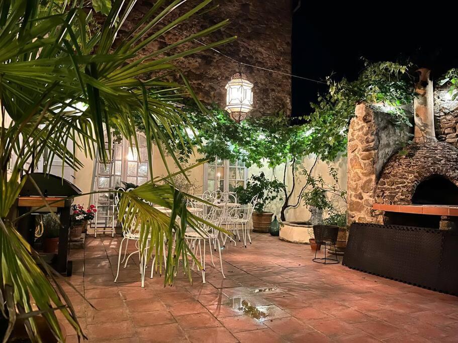 La Maison De Mama C: Charming French Village Home Sainte-Colombe-sur-lʼHers Extérieur photo