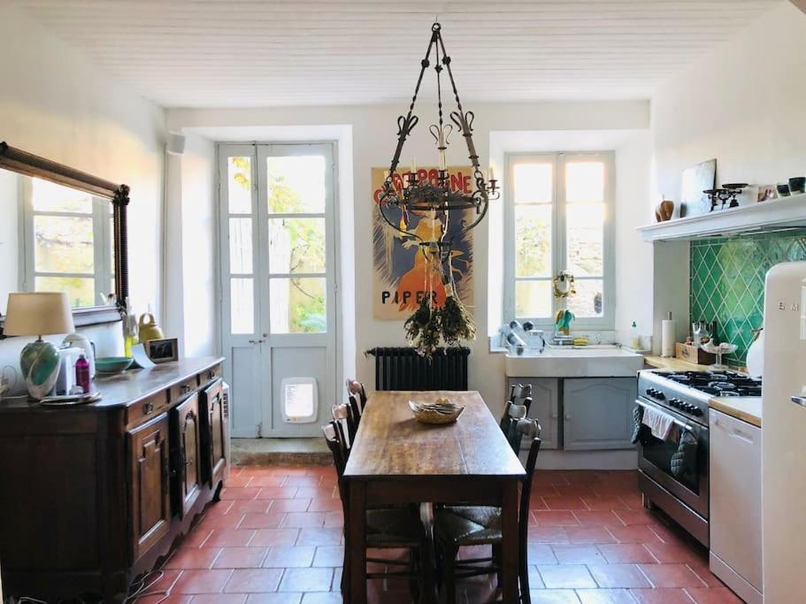 La Maison De Mama C: Charming French Village Home Sainte-Colombe-sur-lʼHers Extérieur photo